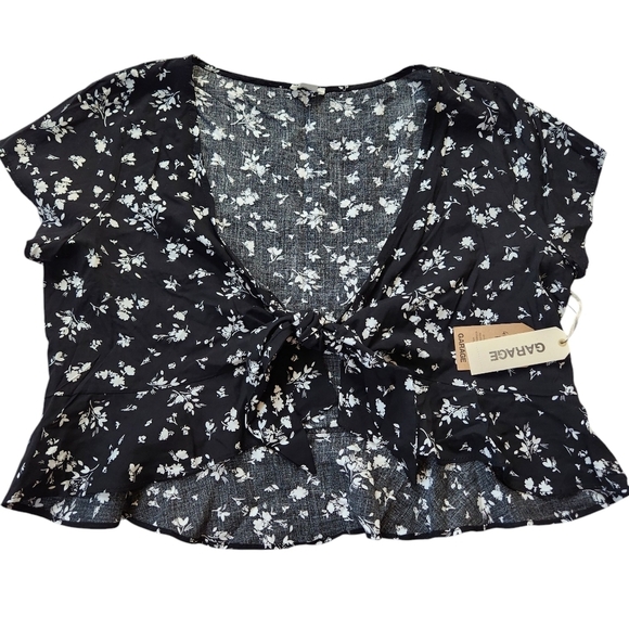 New W Tags Garage Black Ditzy Floral Crop Knot Front Top Sz M - Picture 3 of 5